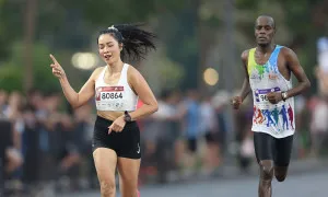 Runner VnExpress Marathon Hạ Long thay đổi lịch trình do bão Yagi